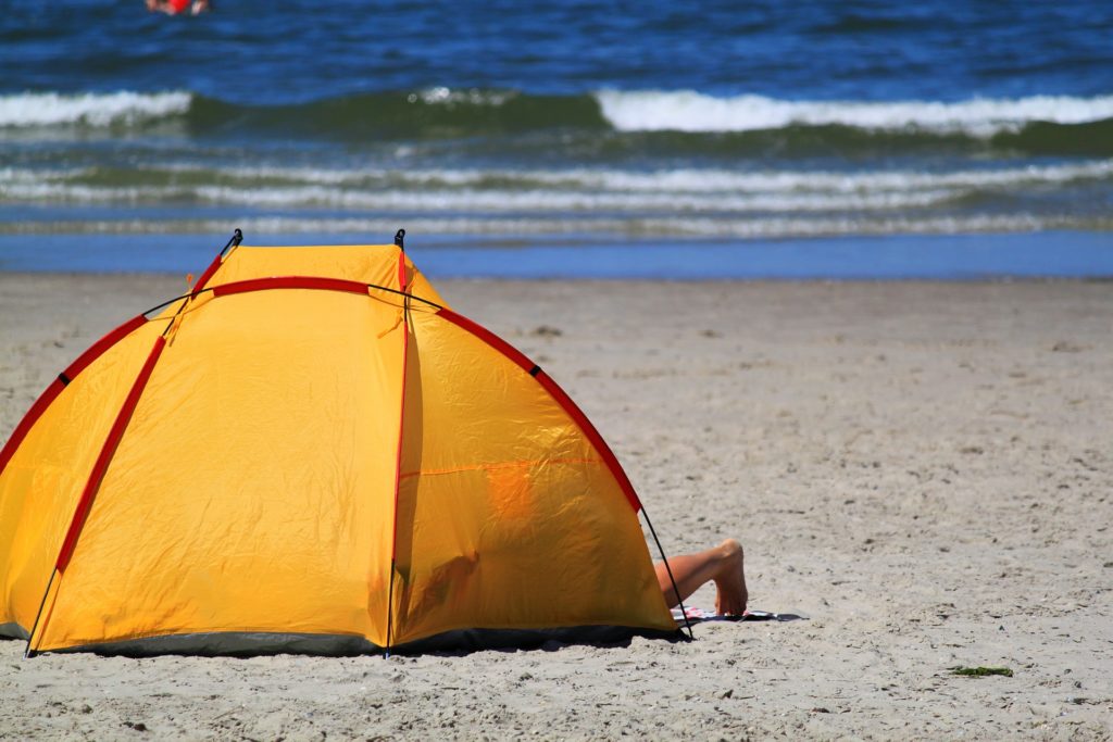 Pop Up Tent for Madeira Beach Day Dolphin Quest